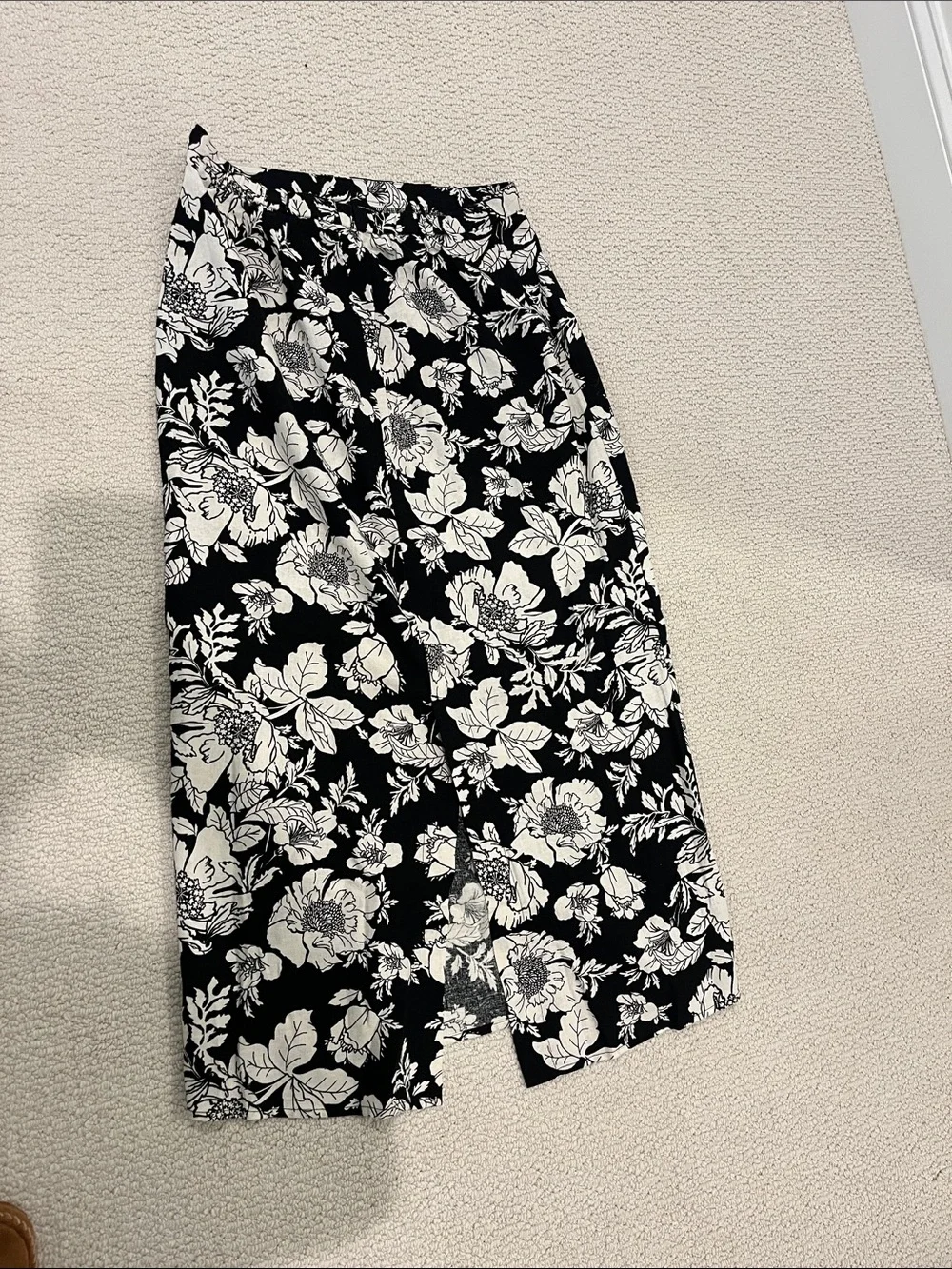 Old Navy Black Floral Midi Skirt with White Blooms
